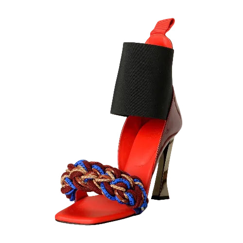 High-heeled shoe with colorful sole and black box on top
