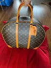 RARE! Louis Vuitton Karl Lagerfeld Monogram Boxing Gloves Set 859629 Chanel Bag