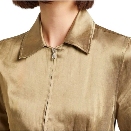 Close-up of a beige jacket with a collar